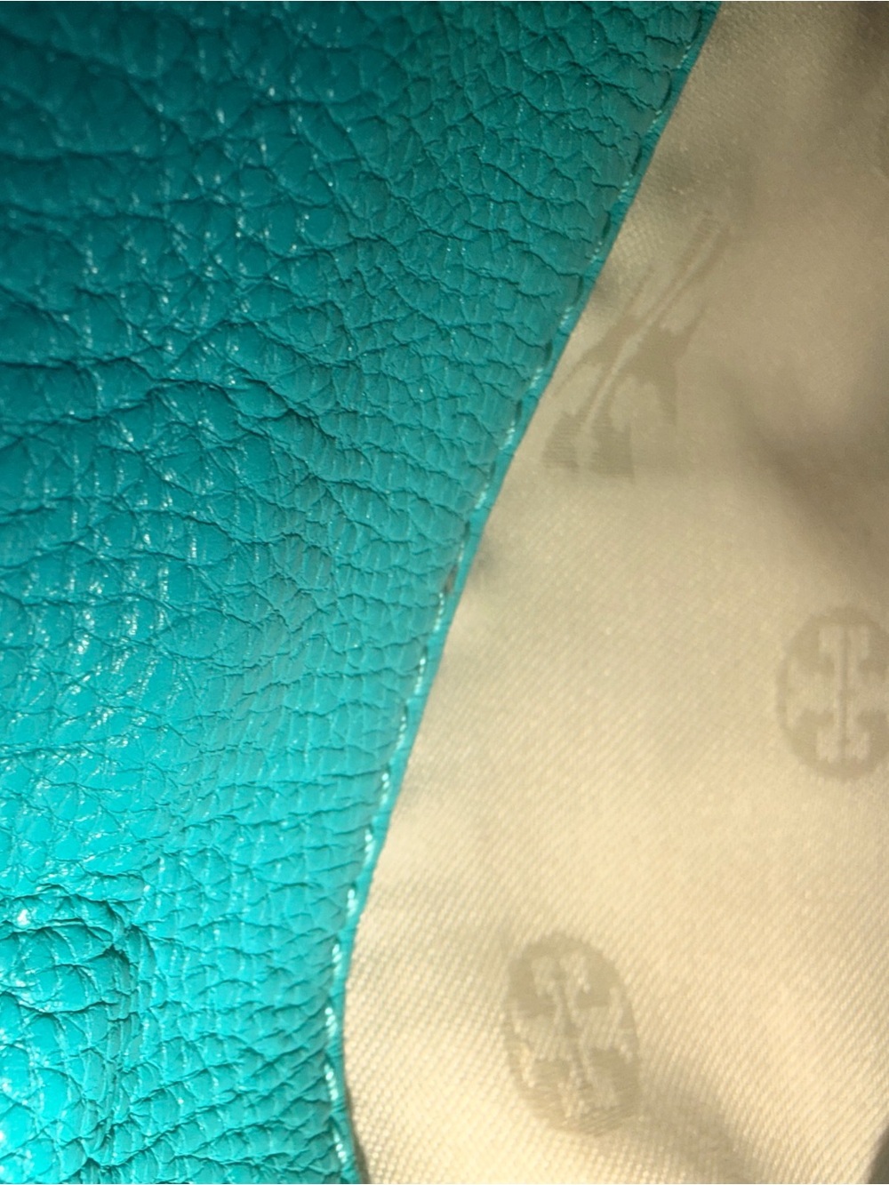 Tory Burch Turquoise 2 way bag and matching wallet! NWOT - Picture 3 of 16
